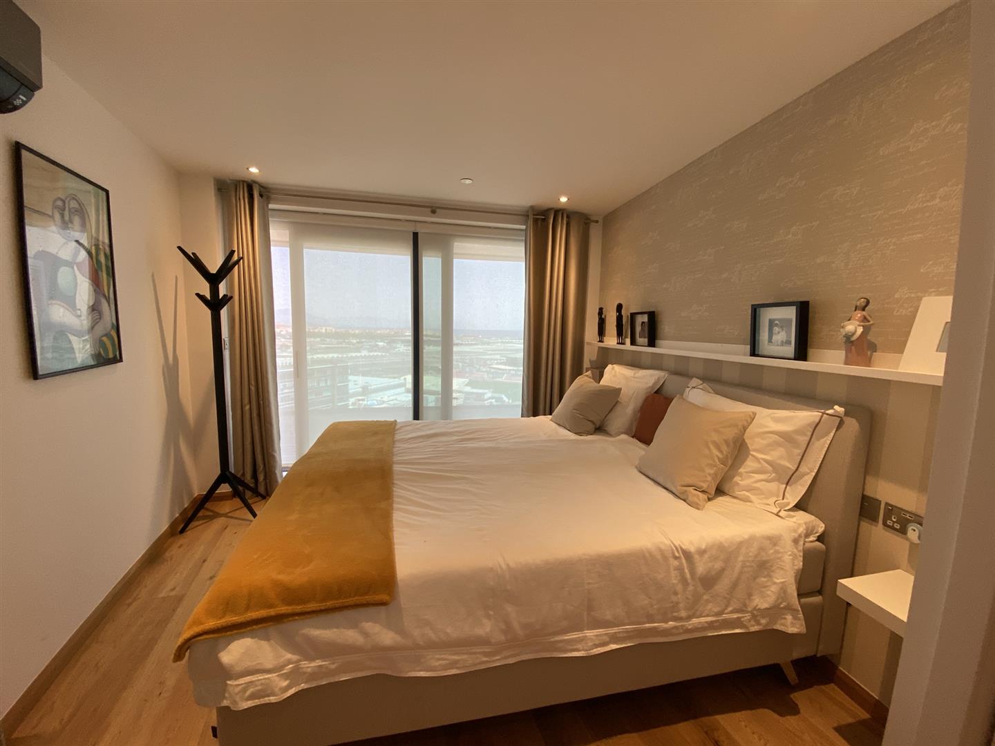 Image of Apartment - 1 Bedrooms - 1 Bathrooms for Sale in Ocean Spa Plaza-Gibraltar, Image 4